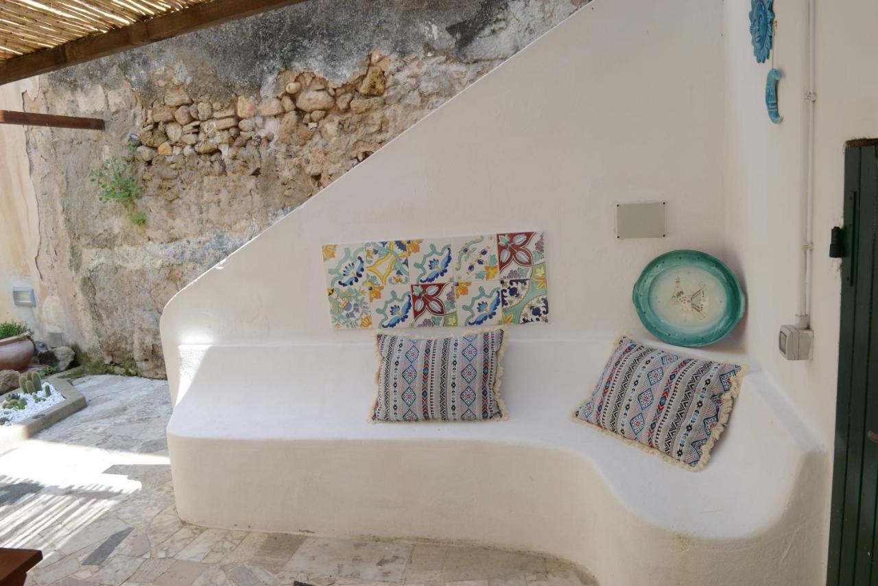 Apartmán Old Town Secret Garden Alghero Exteriér fotografie